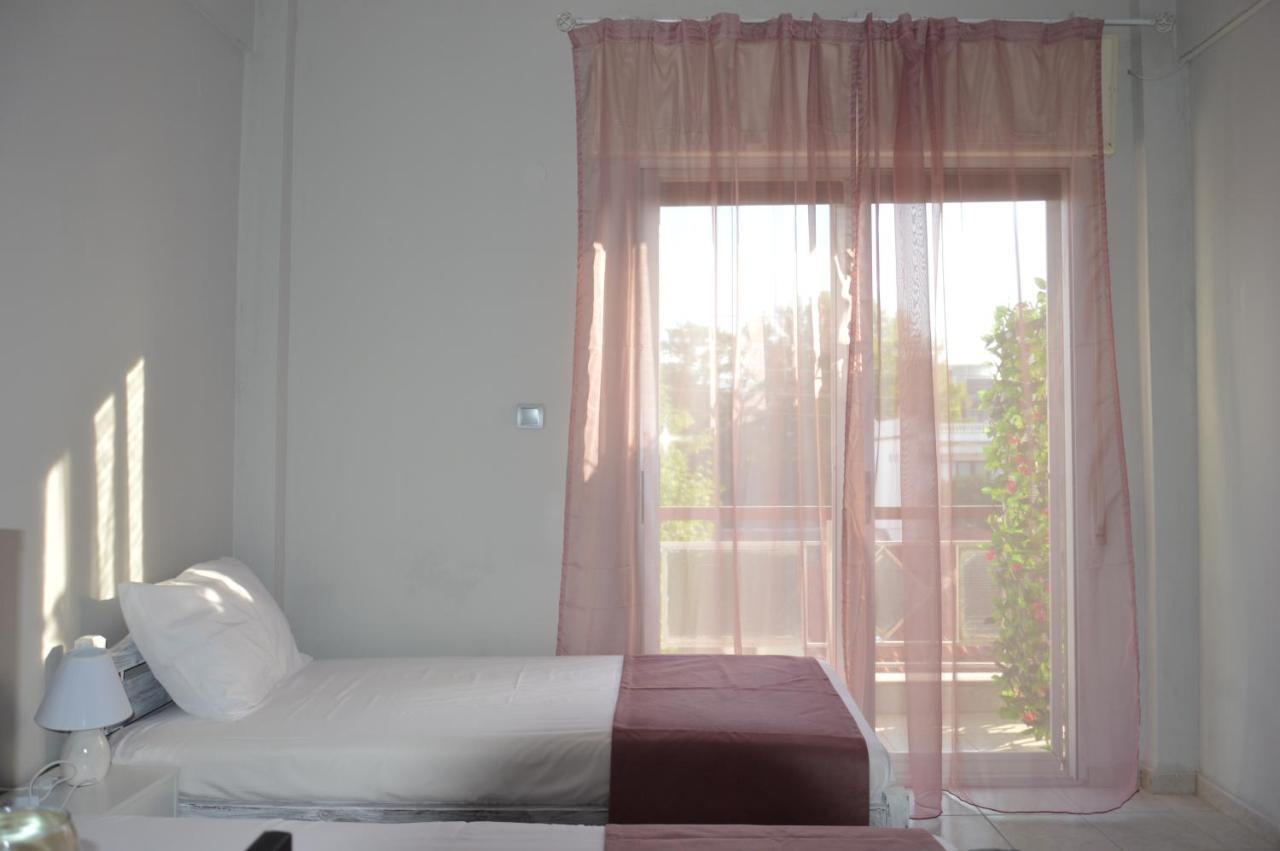 Diva Apartment アスプロヴァルタ エクステリア 写真